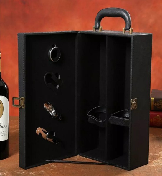 Cutie Deluxe Classical pentru 2 Sticle de Vin cu 4 Accesorii - Gift Set