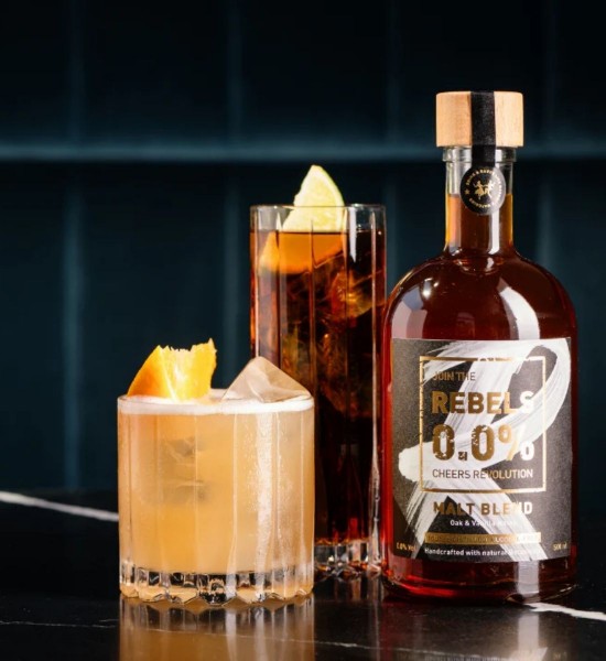 Produs - Rebels Malt Blend Whisky Alternative Non Alcoolic 0.5L - Wpg.ro
