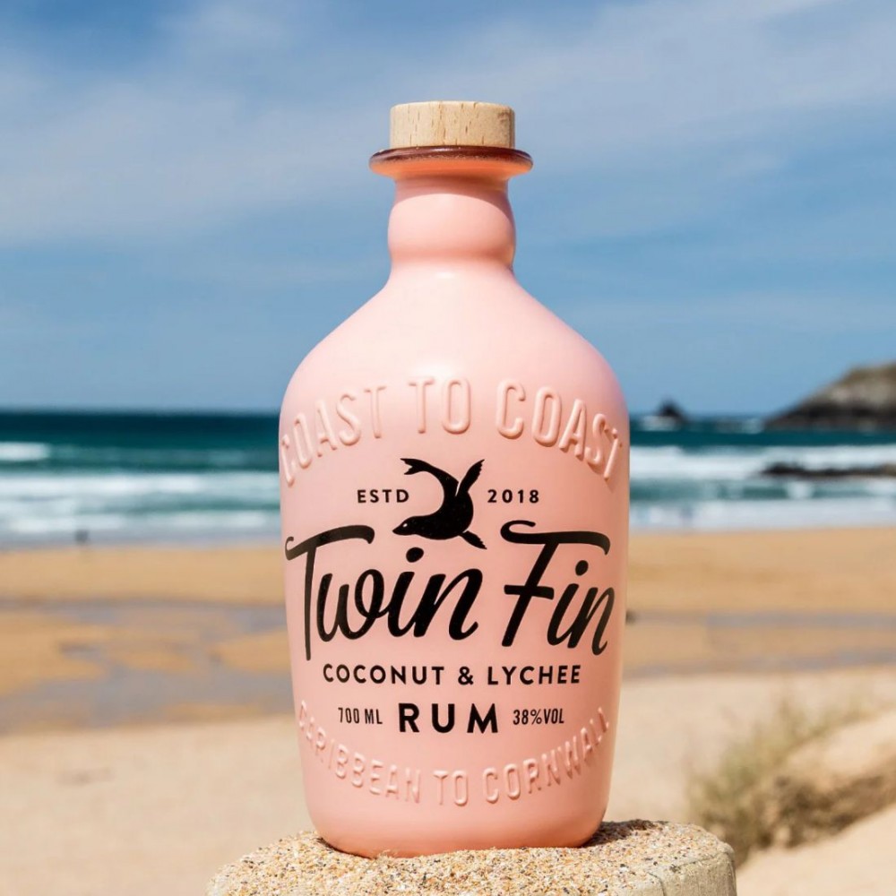 Rom Twin Fin Coconut & Lychee 0.7L