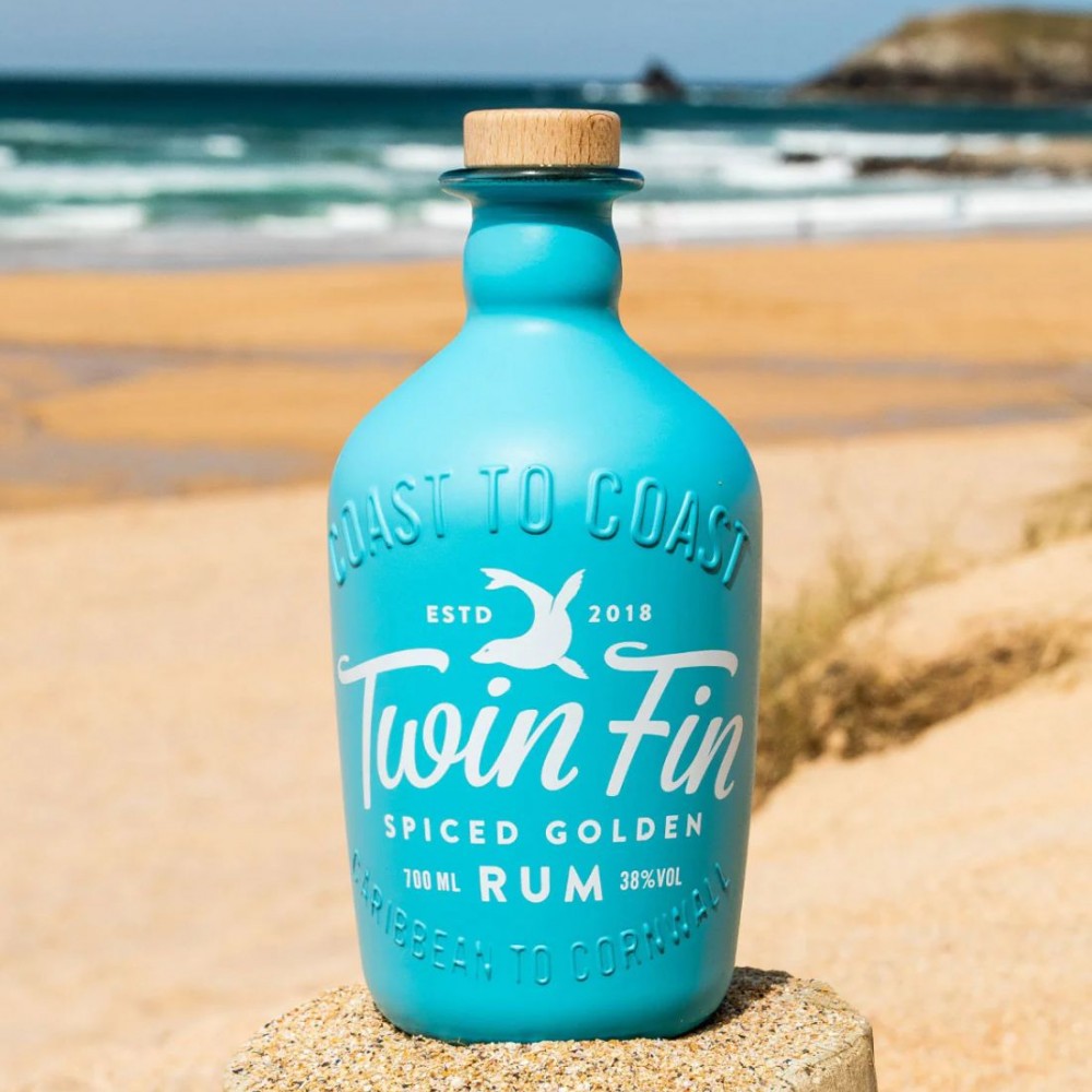 Rom Twin Fin Spiced Golden 0.7L