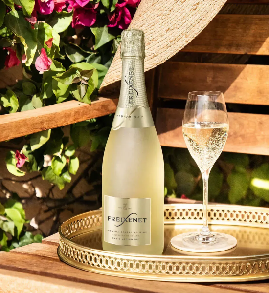 Freixenet Carta Nevada Premium Medium Dry Cava 0.75L